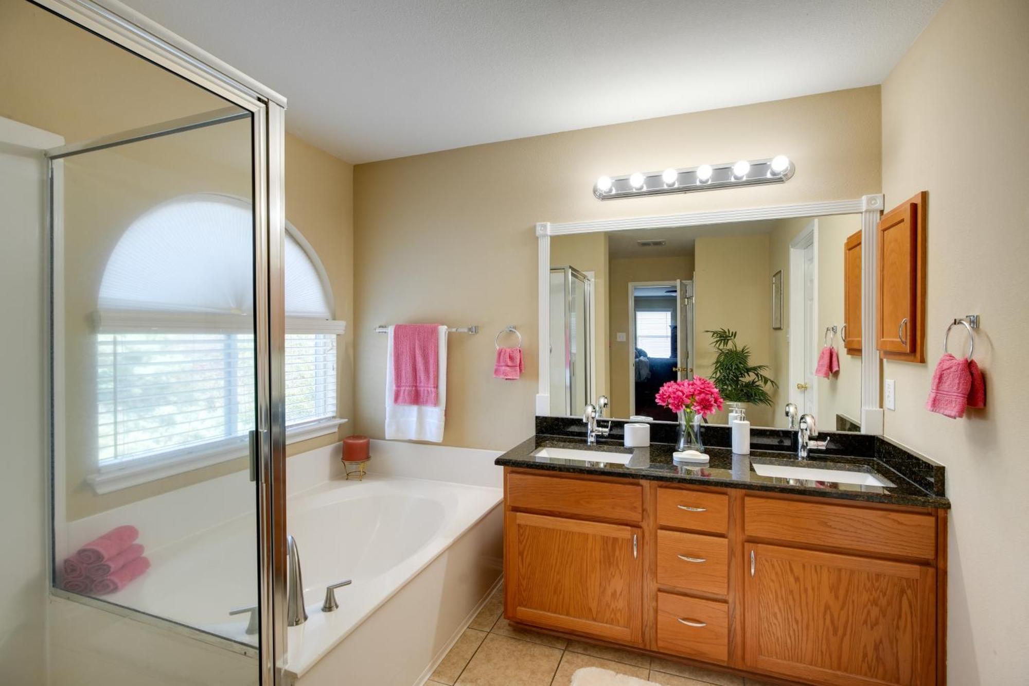 San Antonio Home With Pool Access Near Lackland Afb Eksteriør billede