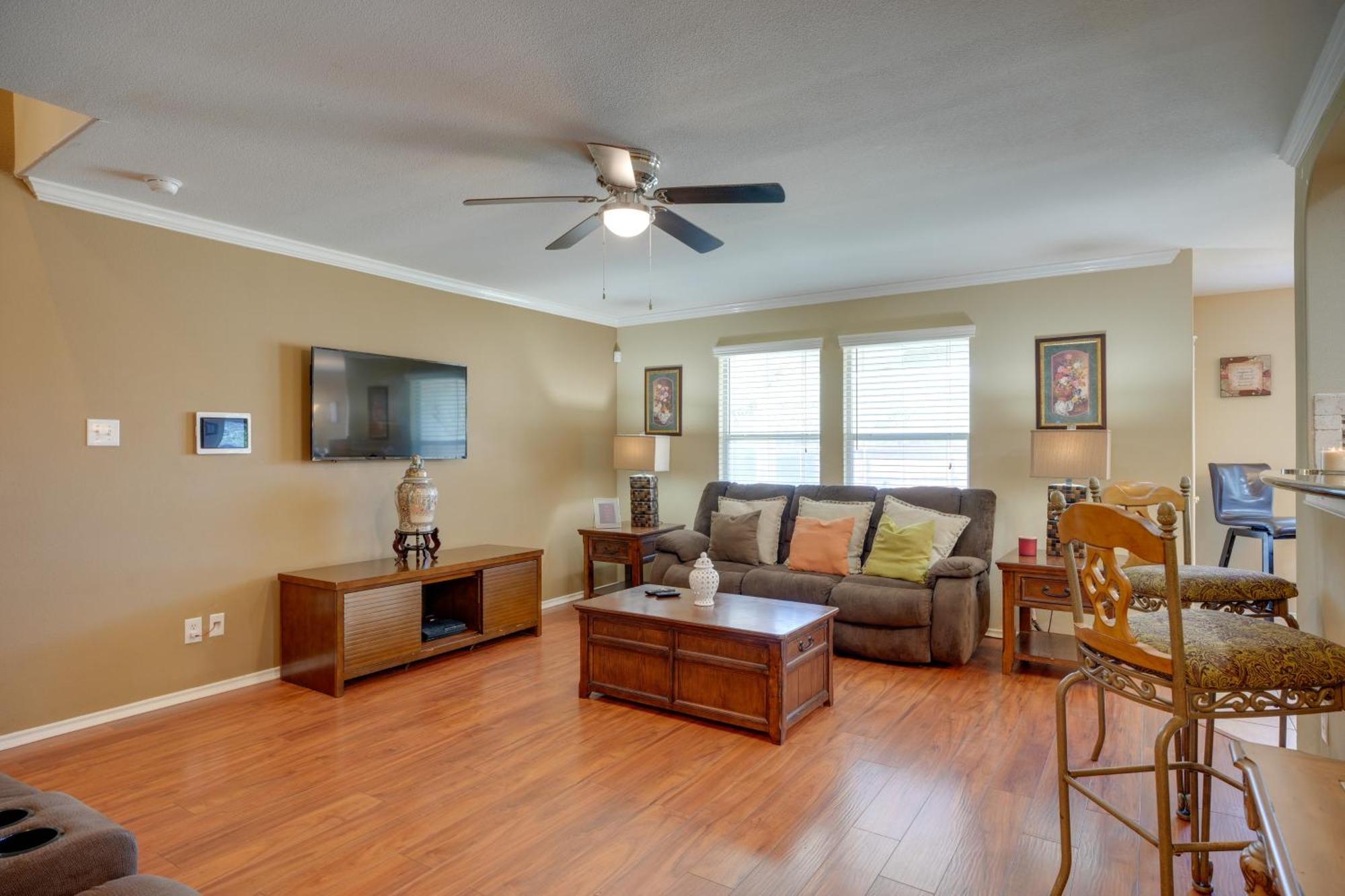 San Antonio Home With Pool Access Near Lackland Afb Eksteriør billede