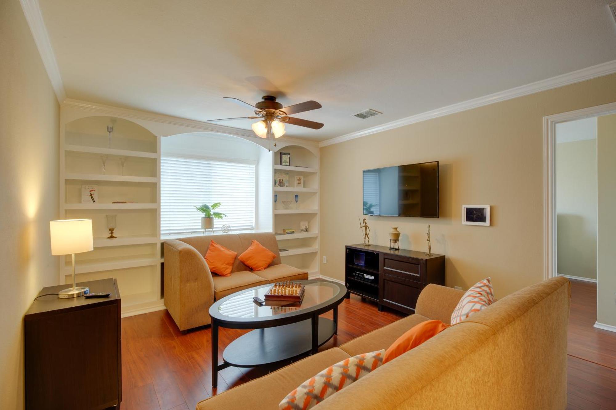 San Antonio Home With Pool Access Near Lackland Afb Eksteriør billede