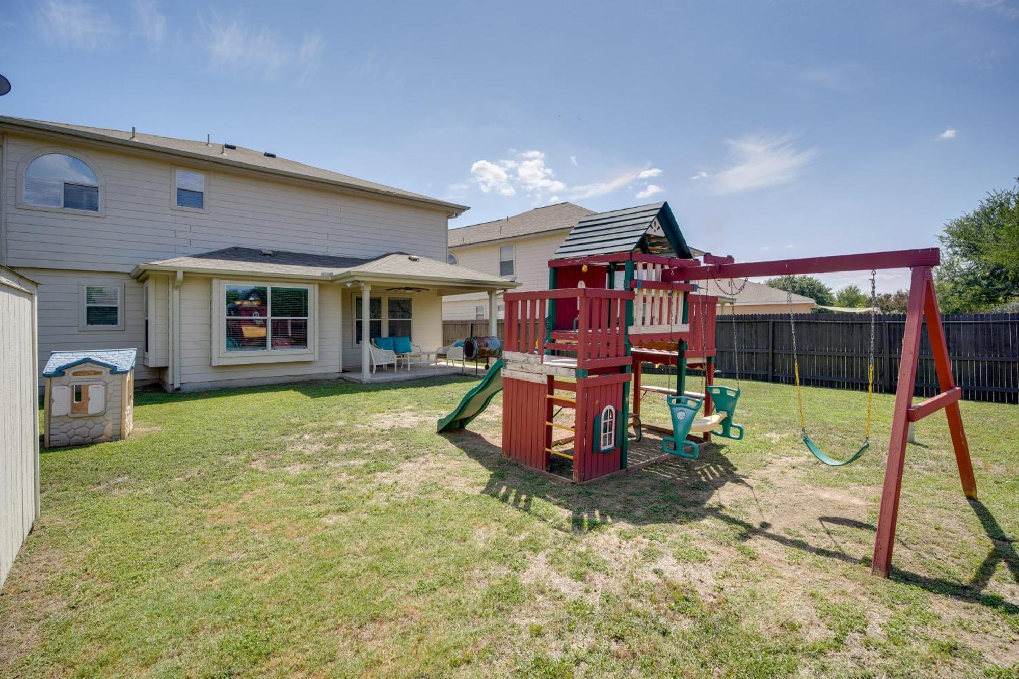 San Antonio Home With Pool Access Near Lackland Afb Eksteriør billede
