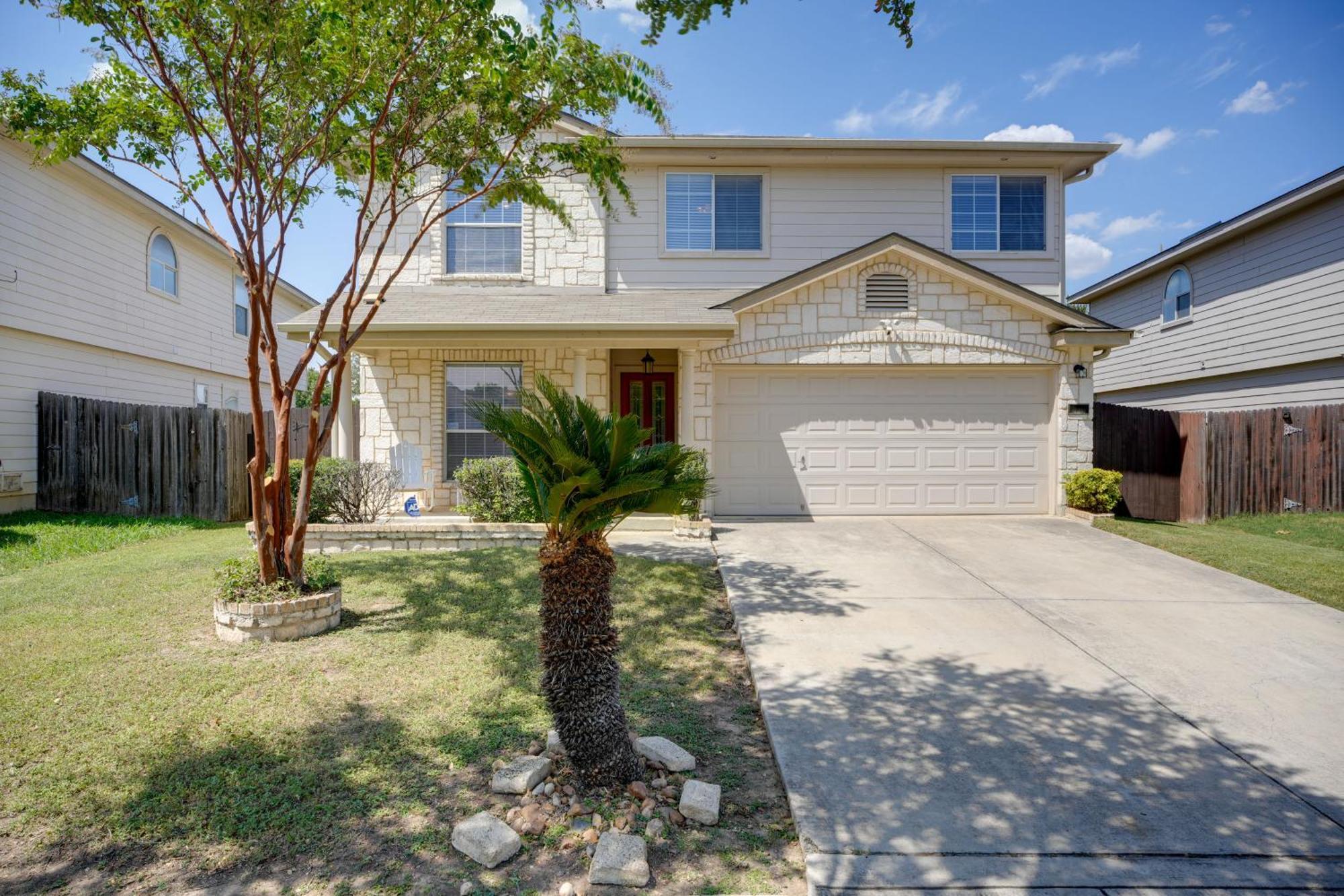 San Antonio Home With Pool Access Near Lackland Afb Eksteriør billede