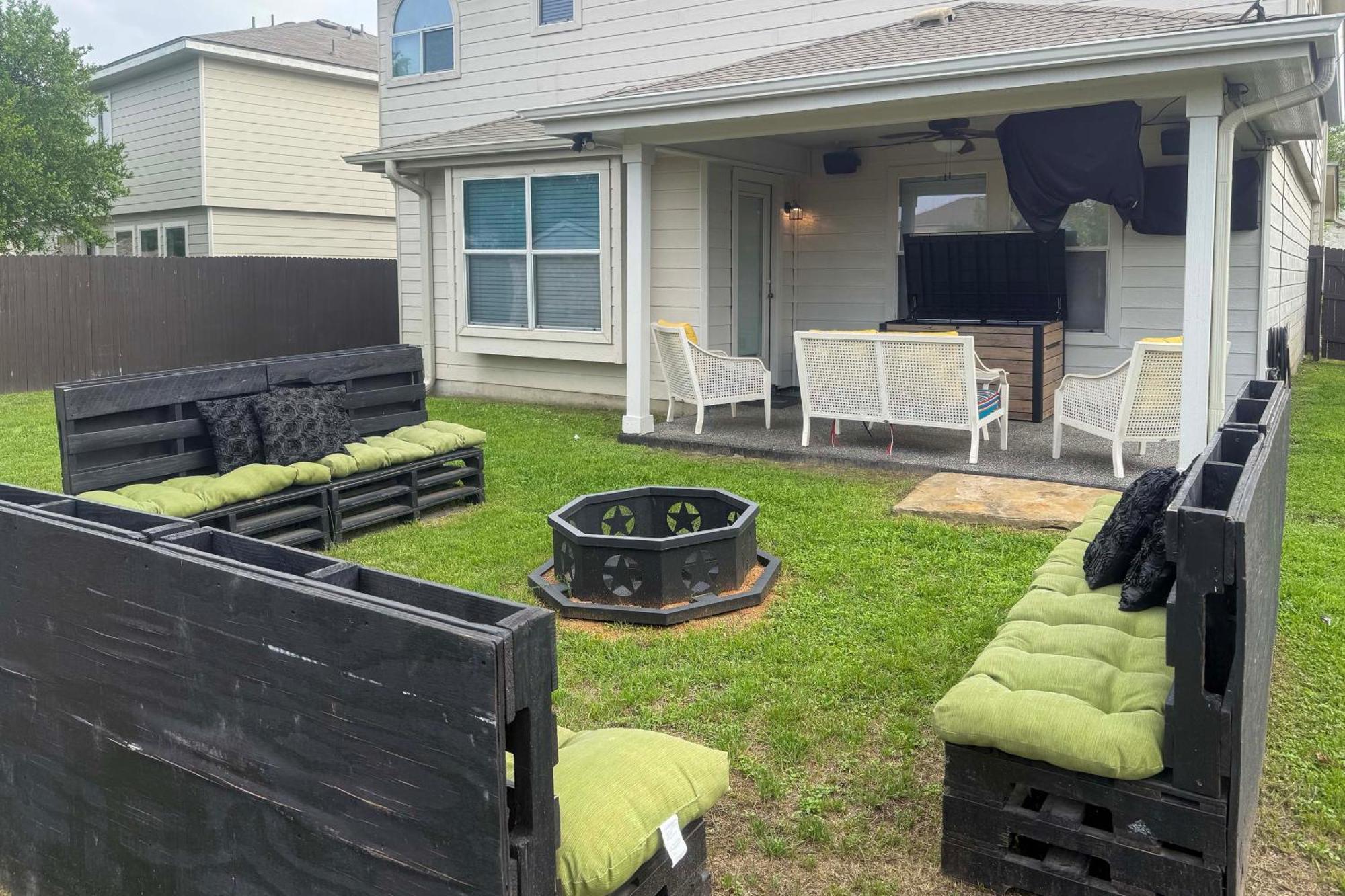 San Antonio Home With Pool Access Near Lackland Afb Eksteriør billede